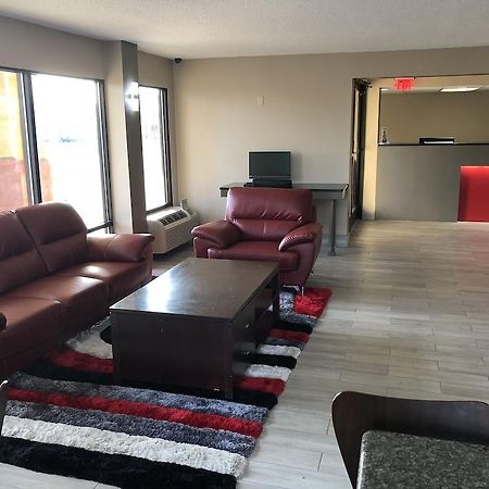 Super 8 By Wyndham Orangeburg Exterior foto