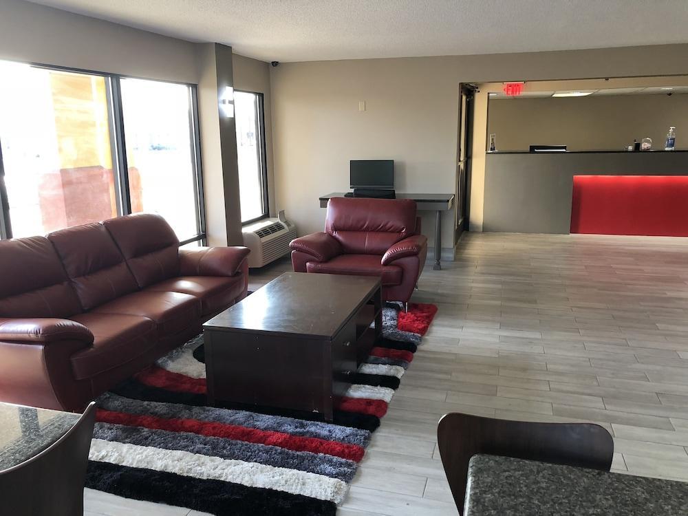 Super 8 By Wyndham Orangeburg Exterior foto