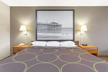 Super 8 By Wyndham Orangeburg Exterior foto